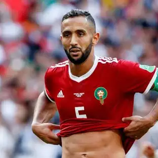 Mehdi Benatia: Bek Tengah Berkelas yang Nggak Banyak Drama, Tapi Penuh Kelas